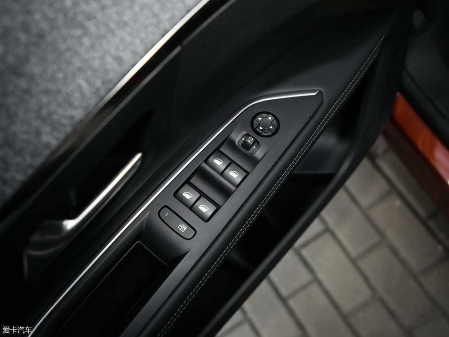 20194008 380THP ׿Խ V