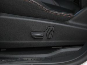 2019400THP LȰ VI {{