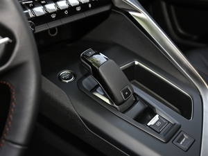 2019400THP LȰ VI QU