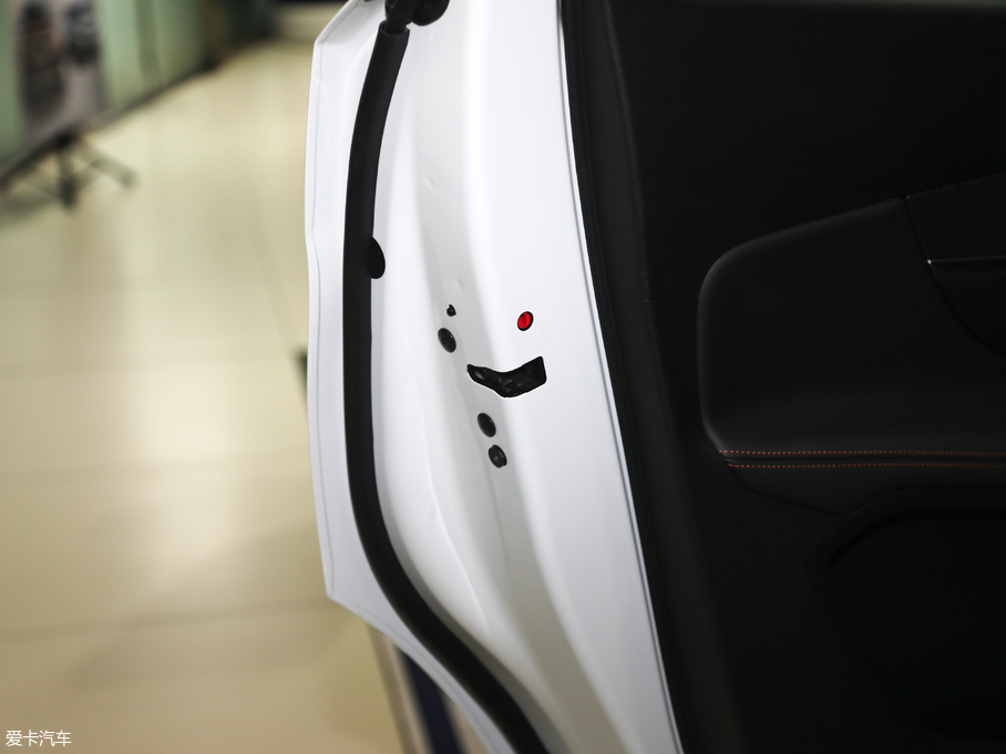 20195008 380THP Ӣ 7 V