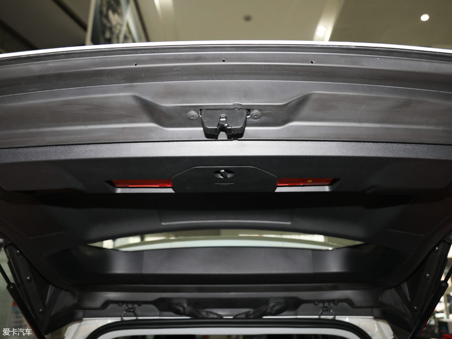 20195008 380THP Ӣ 7 V