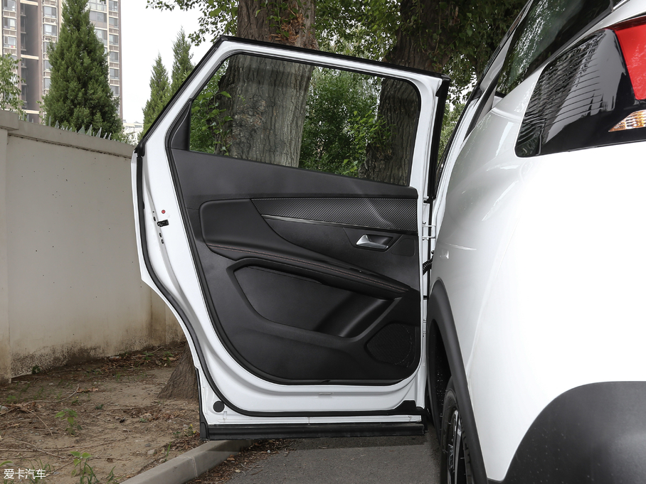 20195008 400THP Ş 7 VI