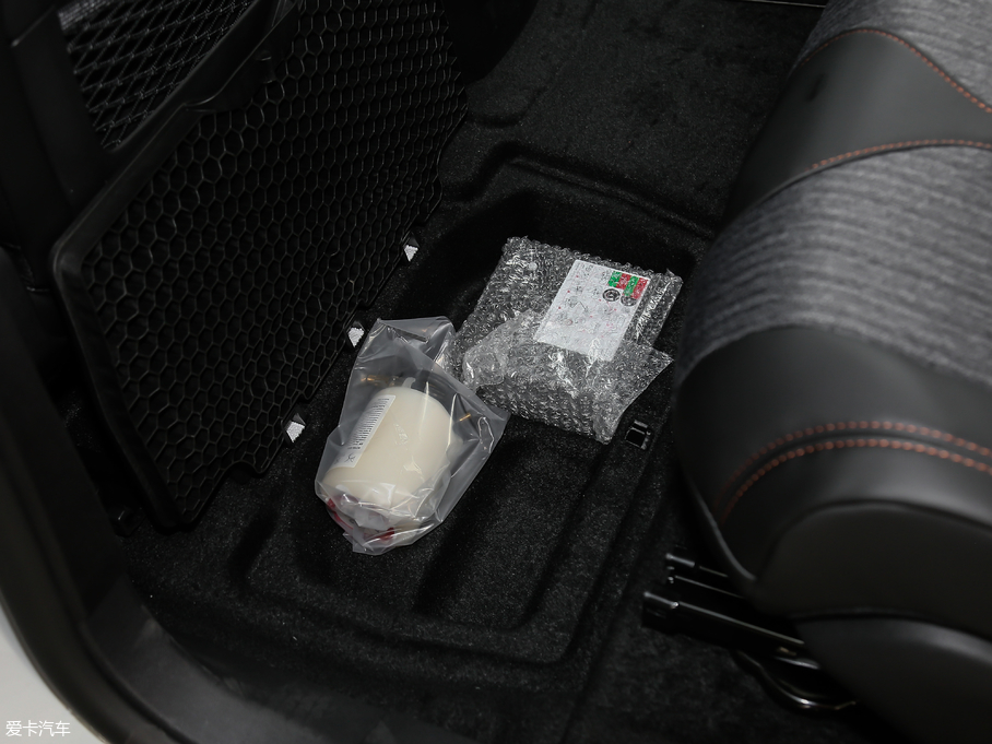 20195008 400THP Ş 7 VI