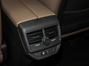 2019380THP AGT 7 V g