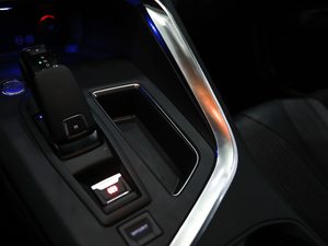 2019380THP Ӣ 7 V п؅^