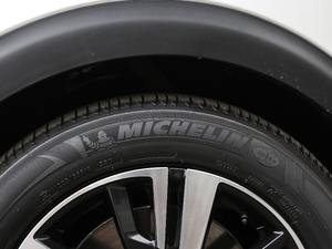 2019400THP Ӣ 5 (gu)VI ݆̥Ʒ