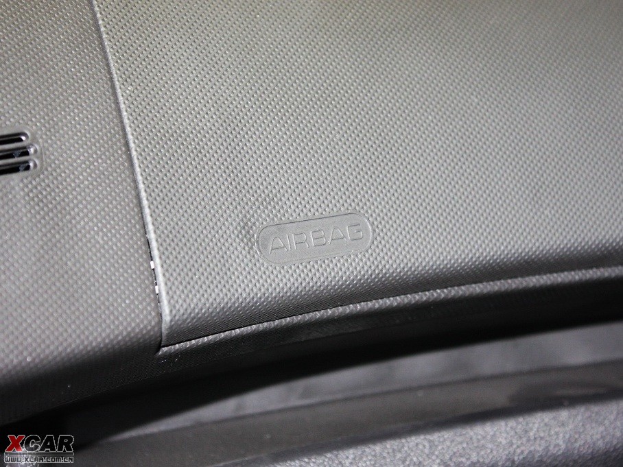 2009(bio)207 1.4L քS