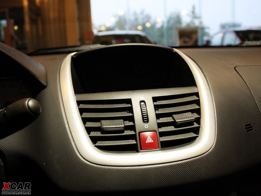 2009(bio)207 1.4L քS