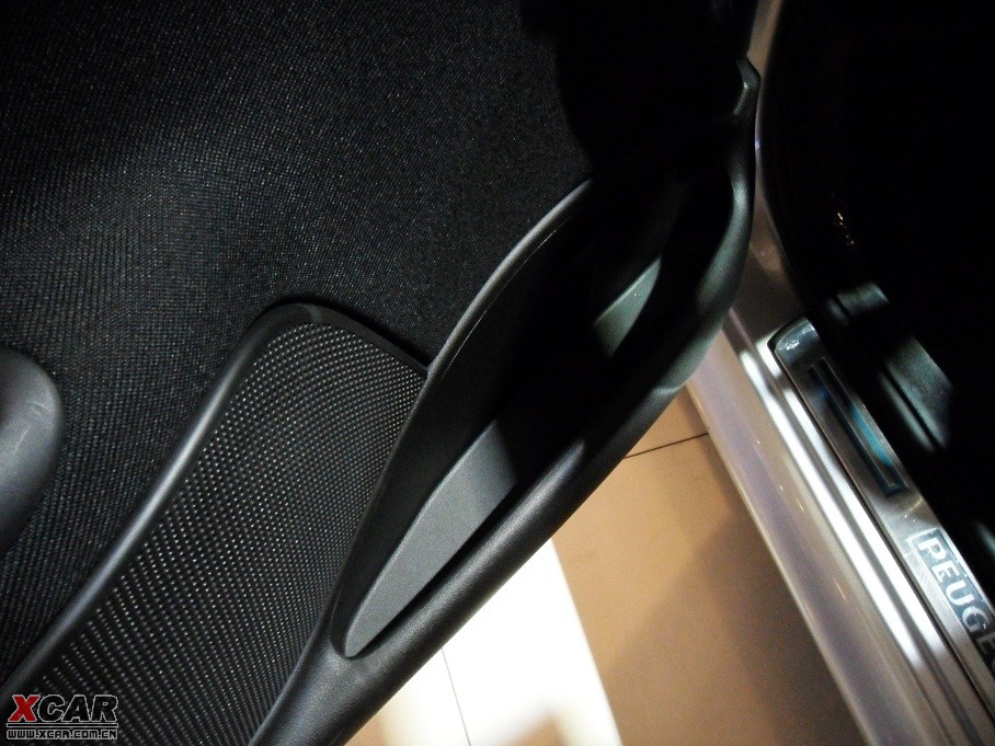 2009(bio)207 1.4L քS