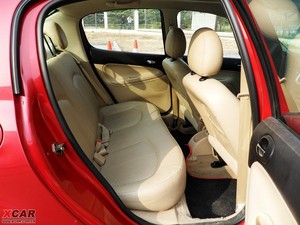 2009款1.6L 自动享乐版 空间座椅