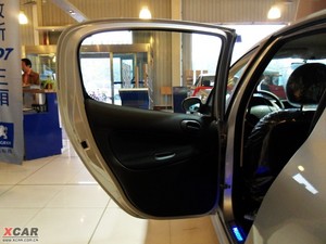2009款1.4L 手动驭乐版 空间座椅