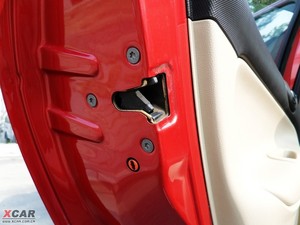 2009款1.6L 自动享乐版 空间座椅