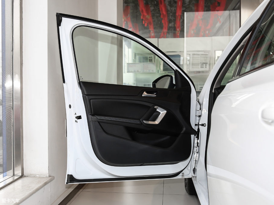 2019���(bi��o)��308 1.6L �Ԅ�(d��ng)���A�� ��V