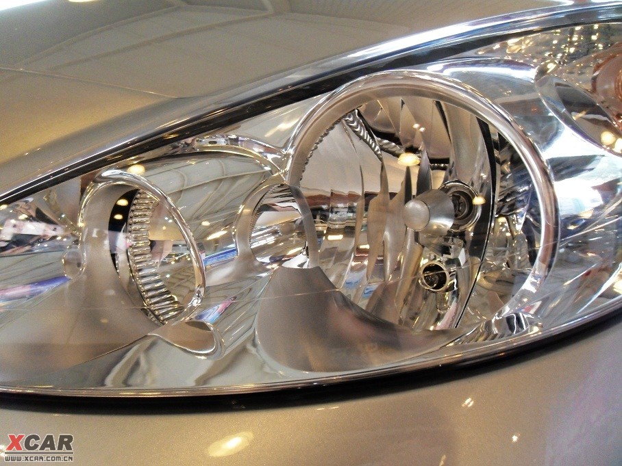 2009(bio)207Ɏ 1.4L քS