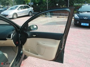 2009款1.6L 自动享乐版 空间座椅