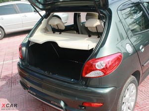 2009款1.6L 自动享乐版 空间座椅