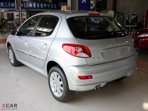 2009款1.6L 自动品乐版 整体外观