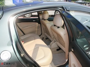 2009款1.6L 自动享乐版 空间座椅
