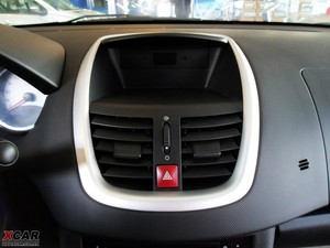 2009款1.4L 手动驭乐版 中控区