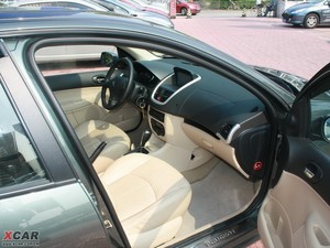 2009款1.6L 自动享乐版 空间座椅