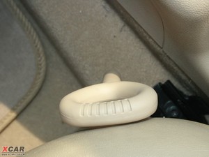 2009款1.6L 自动享乐版 空间座椅