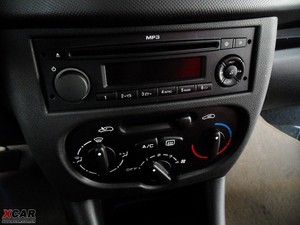 2009款1.4L 手动驭乐版 中控区