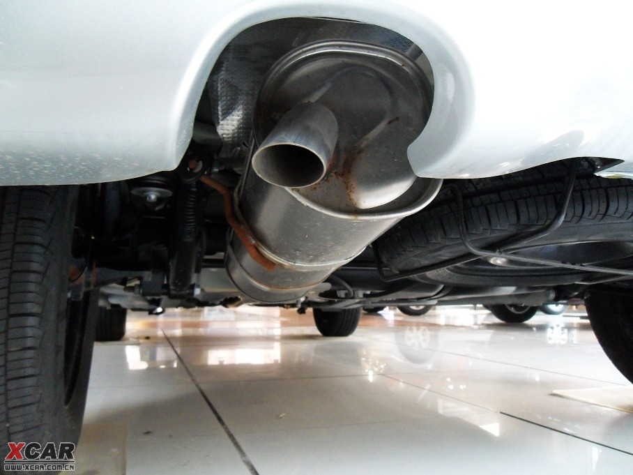 2009(bio)207Ɏ 1.4L քS