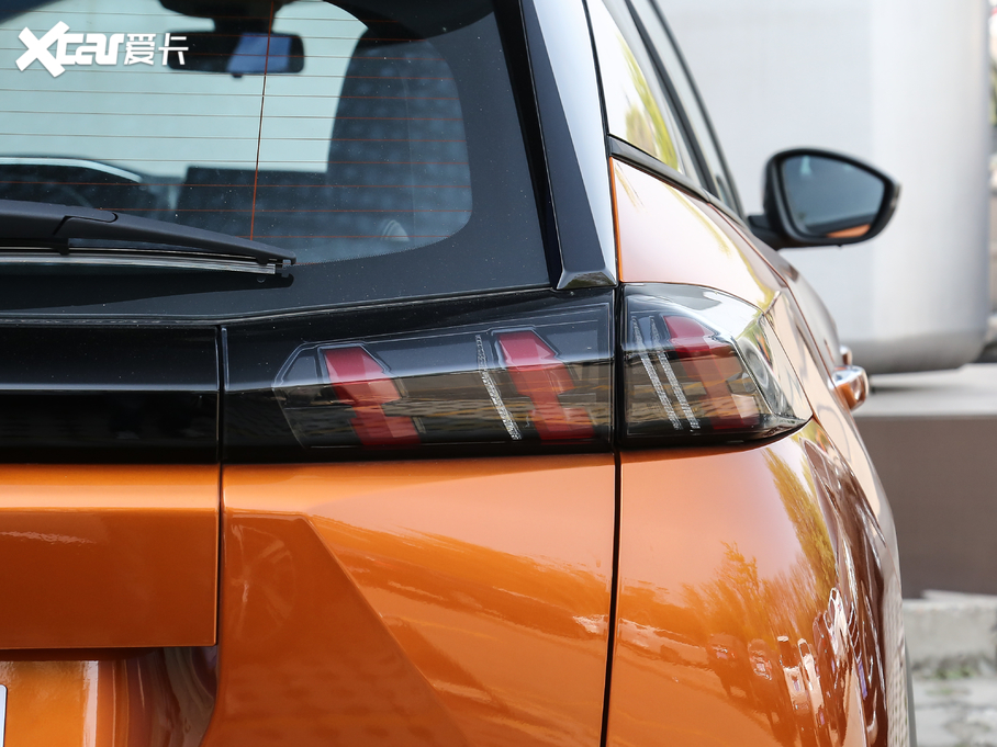 2020�����2008 230THP �J�а�