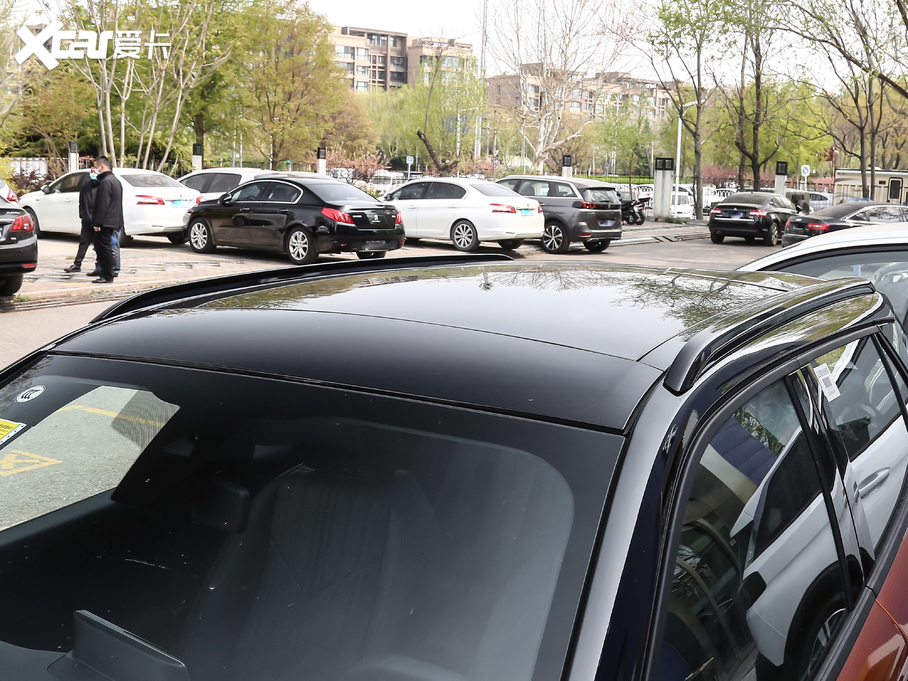 2020�����2008 230THP �J�а�