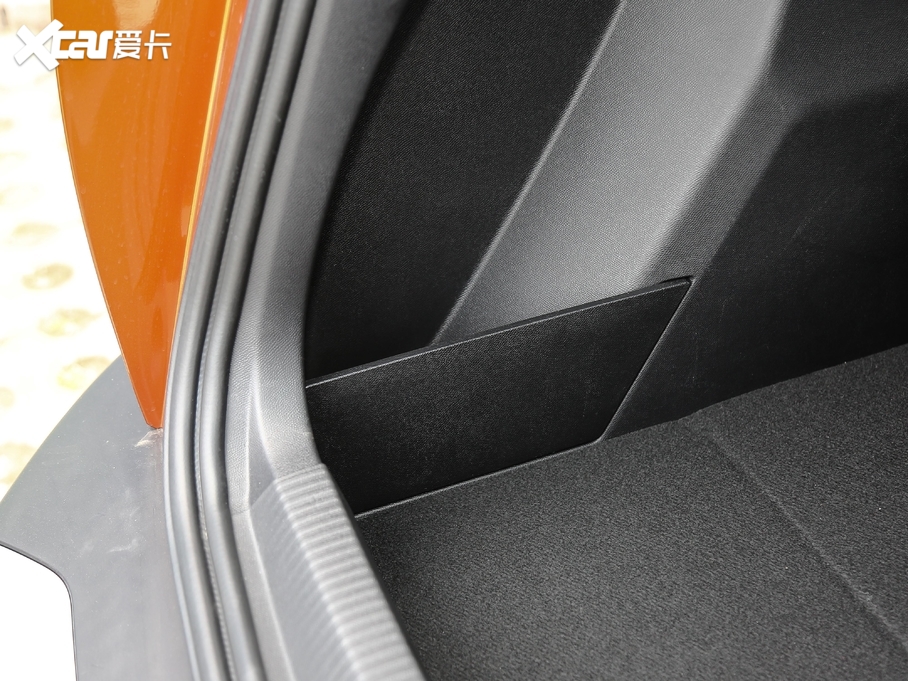 2020�����2008 230THP �J�а�