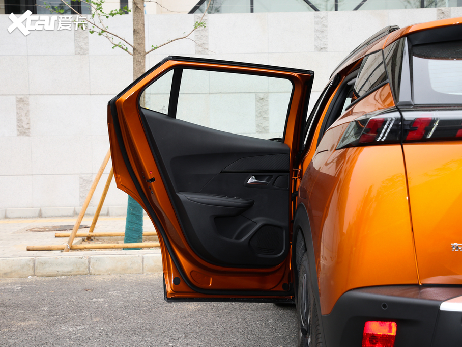 20202008 230THP 3Dа