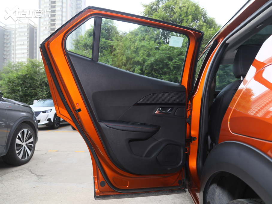 2020�����2008 230THP �L���촰��