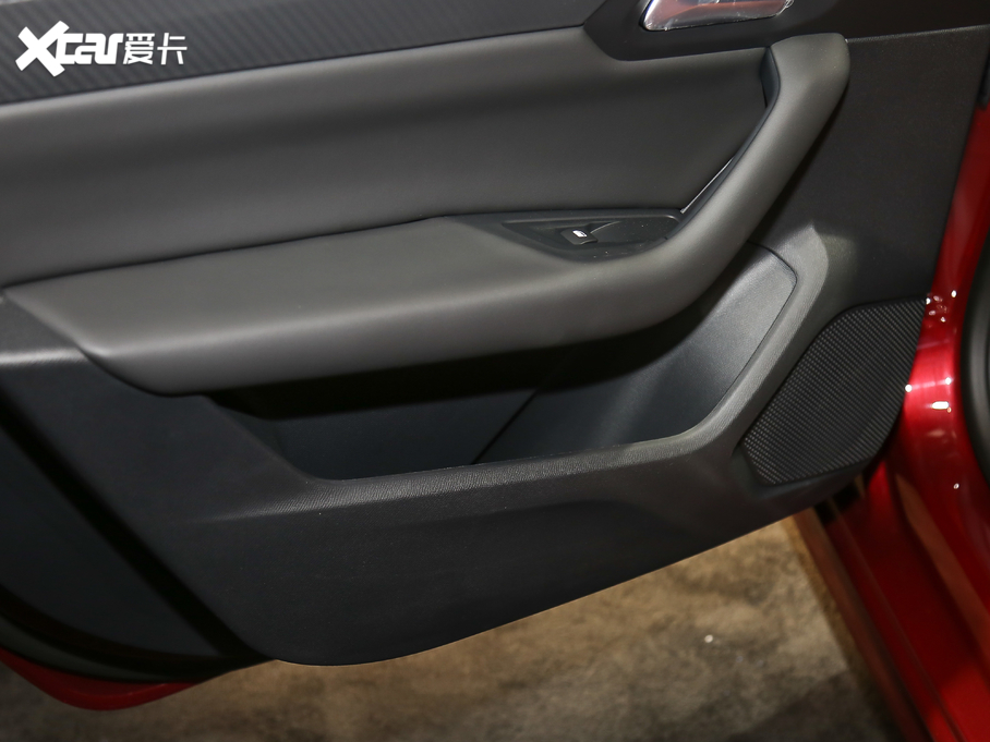 2021508L 400THP PureTech SӰ