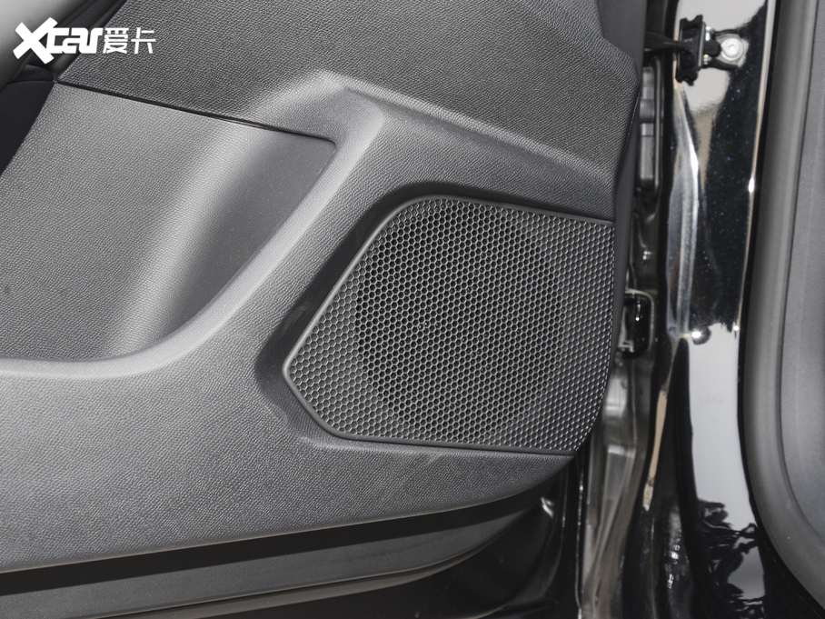 2021(bio)508L 400THP PureTech {ذ