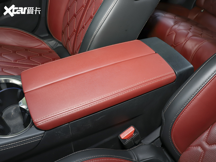 2021(bio)508L 400THP PureTech 