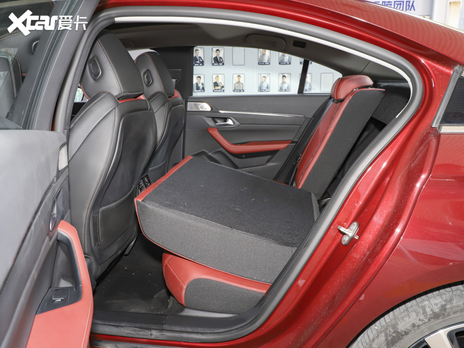 2021(bio)508L 400THP PureTech 