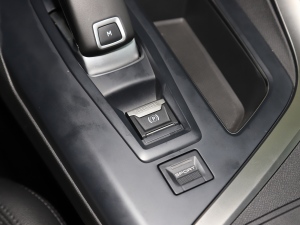 2021400THP A 7 v܇Ƅ