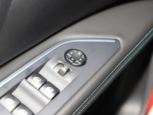 2021400THP A 7 п؅^