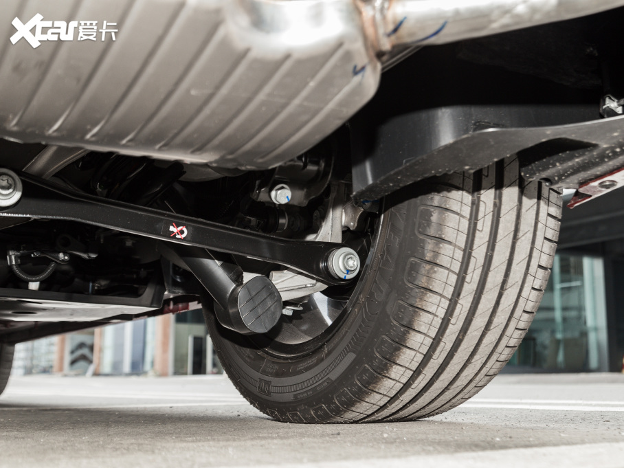 2022508L 400THP PureTech {ذ