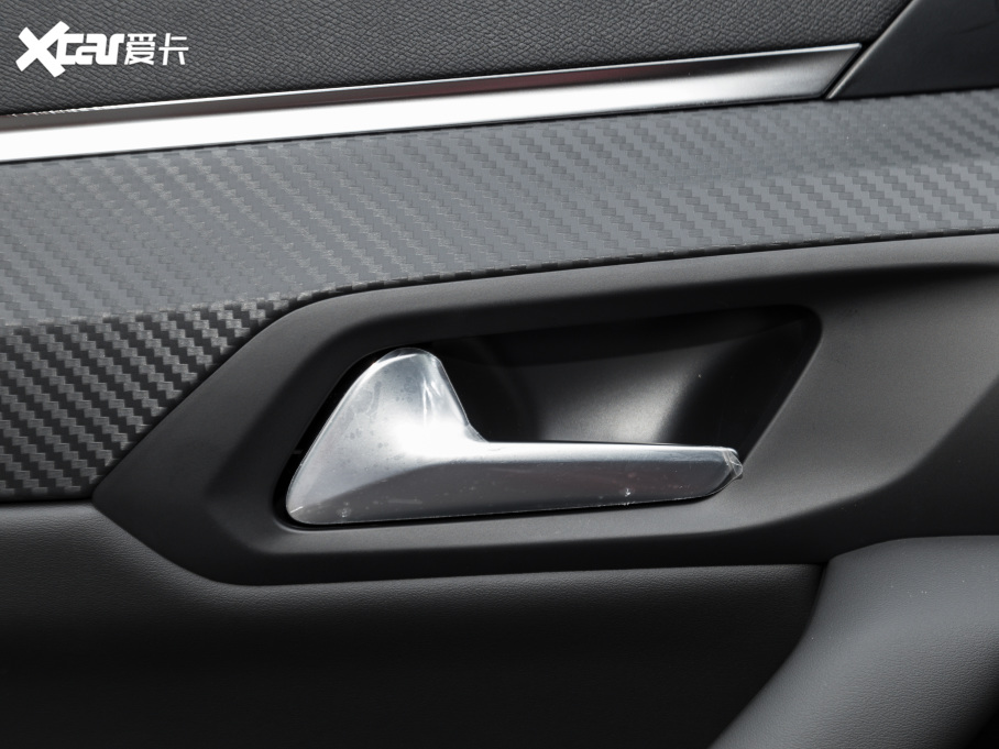 2022508L 400THP PureTech {ذ