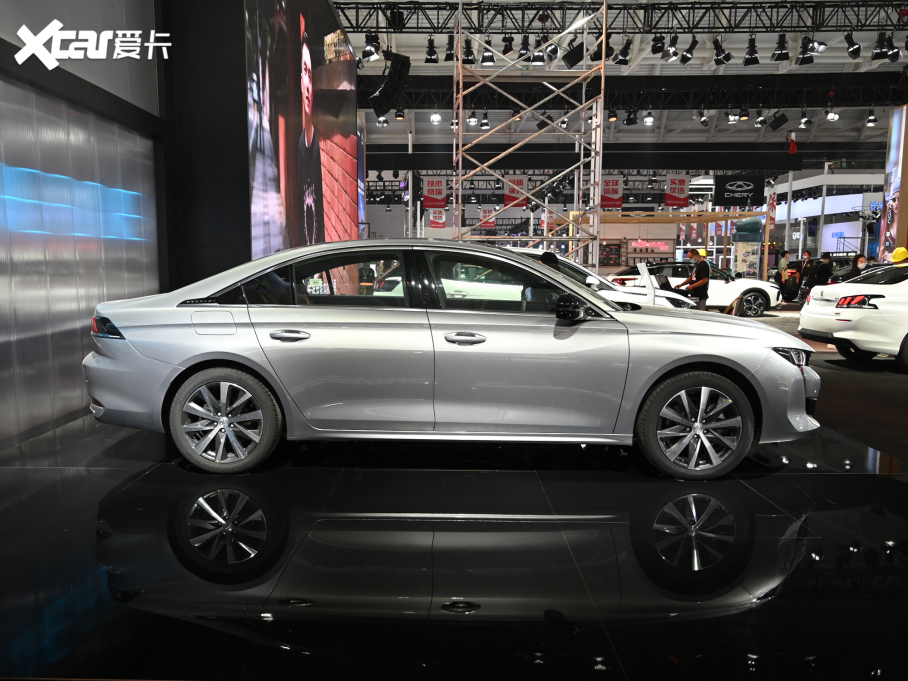 2022(bio)508L 400THP PureTech 