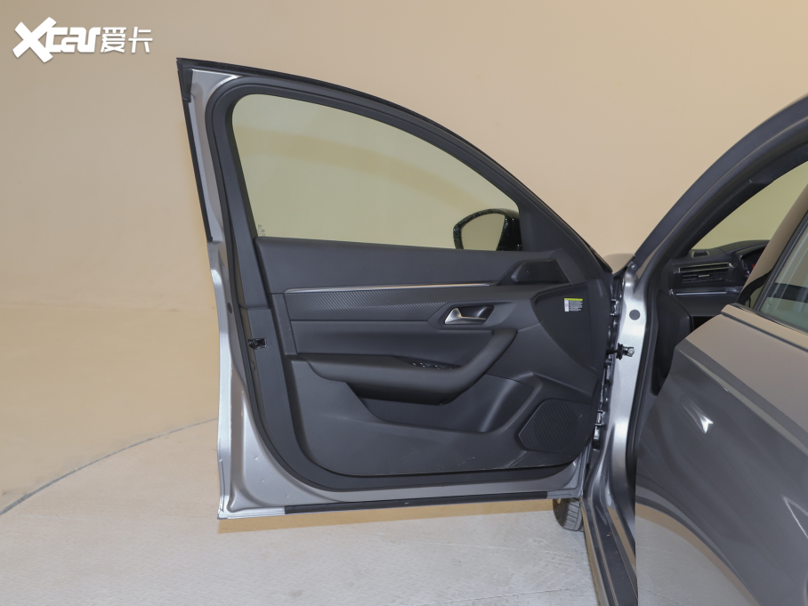 2022508L 400THP PureTech SӰ