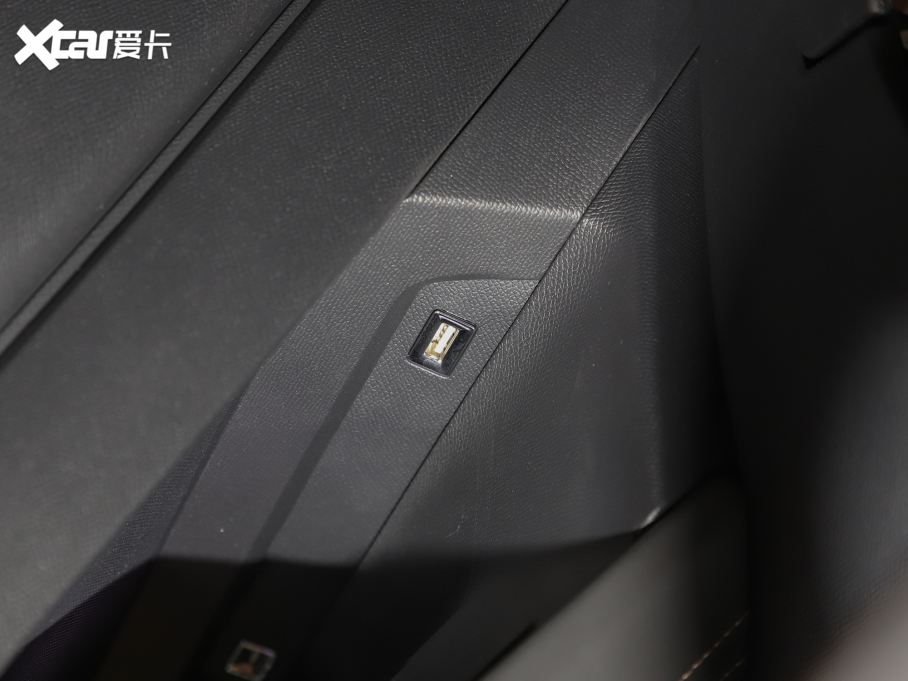 2022508L 400THP PureTech SӰ