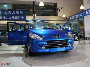 2010款1.6L 自动舒适版 整体外观
