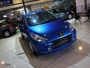 2010款1.6L 自动舒适版 整体外观