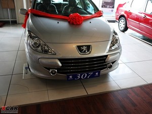 2010款1.6L 手动舒适版 细节外观