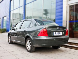 2010款1.6L 自动舒适版 整体外观
