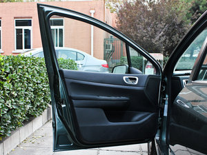 2010款1.6L 自动舒适版 驾驶位车门