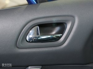 2010款2.0L 自动豪华版 空间座椅