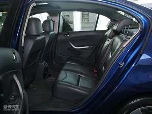 2010款2.0L 自动豪华版 空间座椅